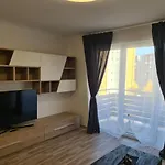 Oscar House